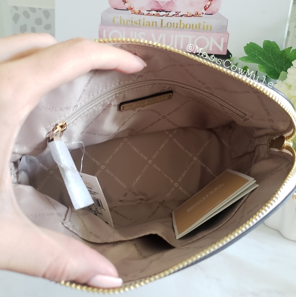 *SOLD* Authentic Michael Kors Cindy Stripe Dome Crossbody - Picture 6 of 15